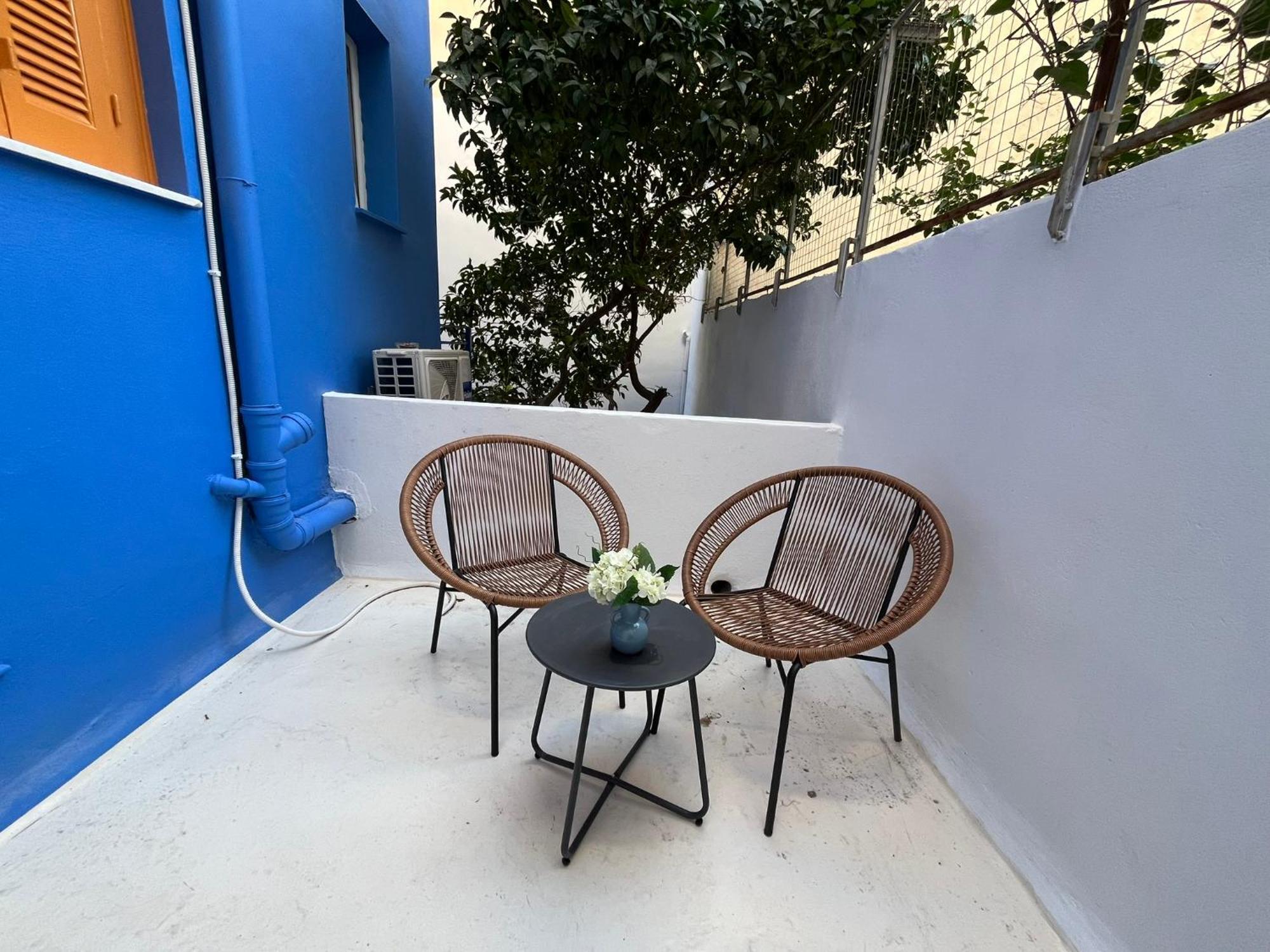 The Blue House Athensアパートホテル エクステリア 写真